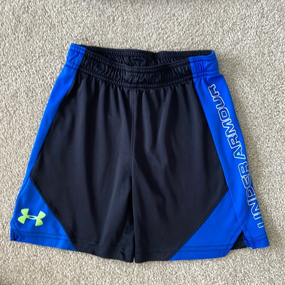 Under Armour Shorts size 4